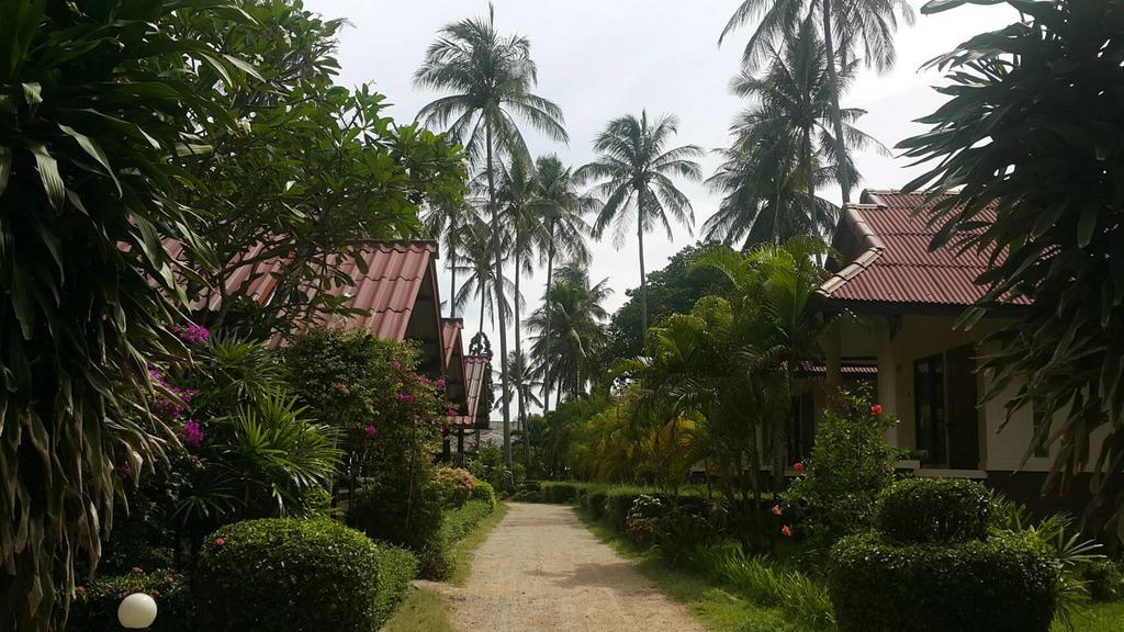 Moonwalk Lanta Resort Ko Lanta Exterior foto