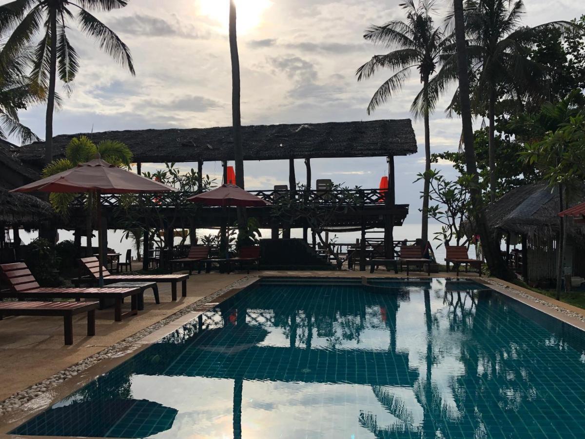 Moonwalk Lanta Resort Ko Lanta Exterior foto
